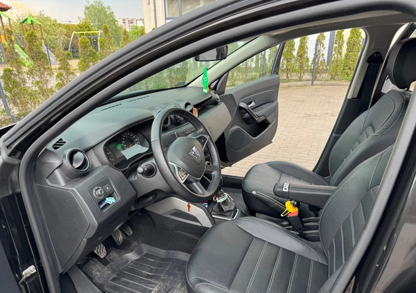 Dacia Duster cena 70500 przebieg: 43000, rok produkcji 2019 z Gdańsk małe 67